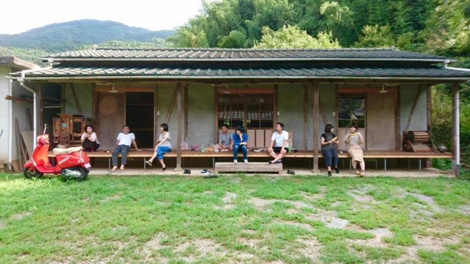 四国旅行のhub拠点 古民家ゲストハウス Heso Camp Miyoshi  Eksteriør bilde