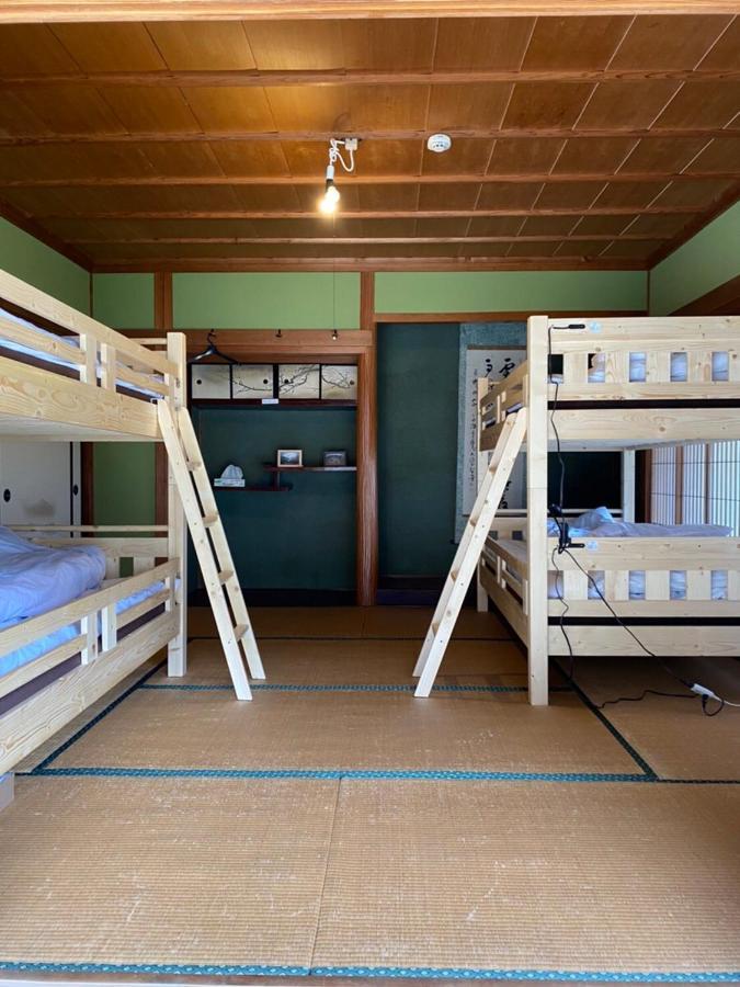 四国旅行のhub拠点 古民家ゲストハウス Heso Camp Miyoshi  Eksteriør bilde